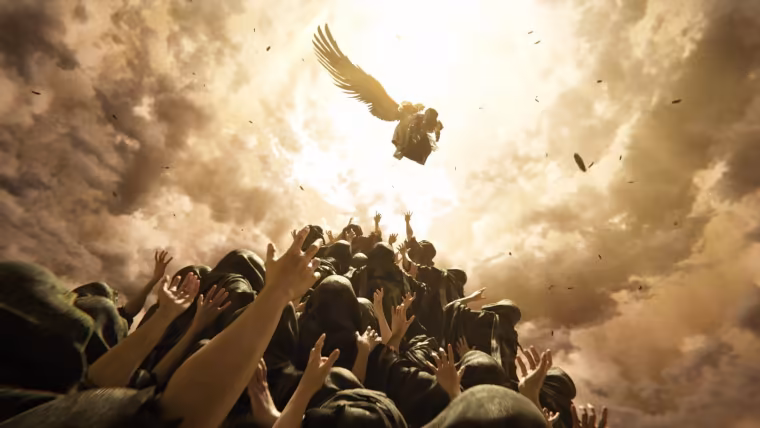 Une foule tend les bras vers une créature ailée dans un ciel doré, dans Final Fantasy VII Revelation